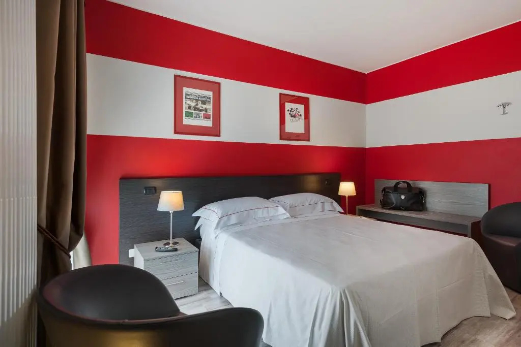 Standard Triple room