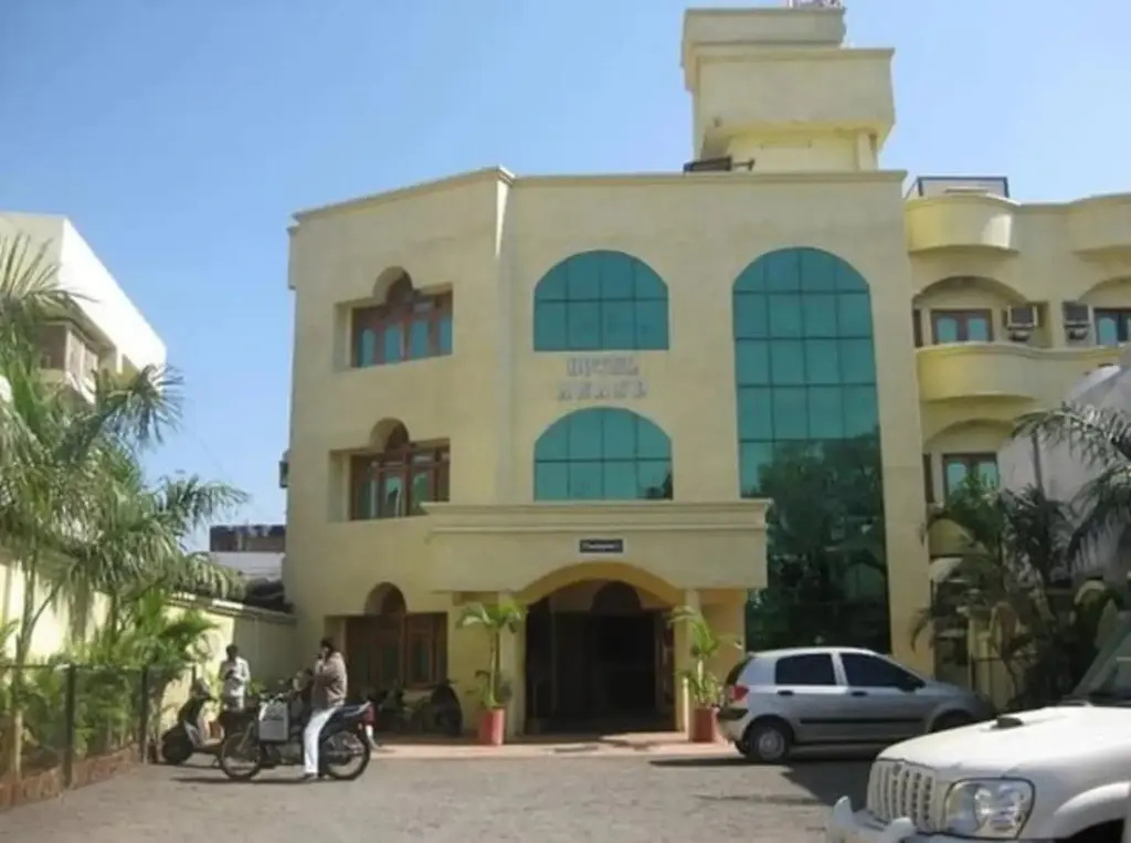 Bajaj Residency by OYO Rooms