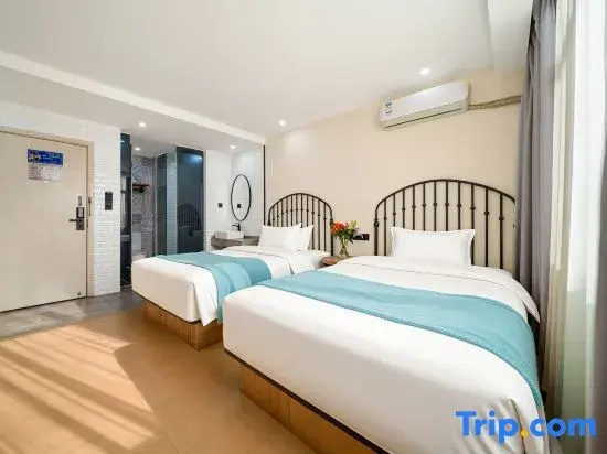 Deluxe Double room (twin beds)