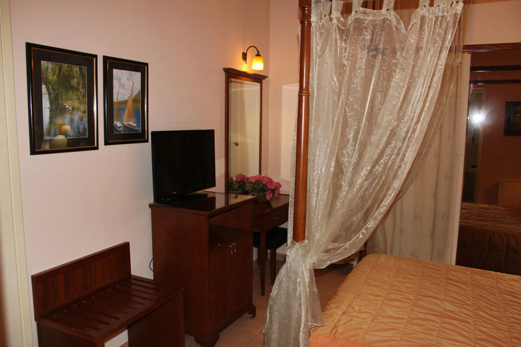 Exis Boutique Hotel, ,