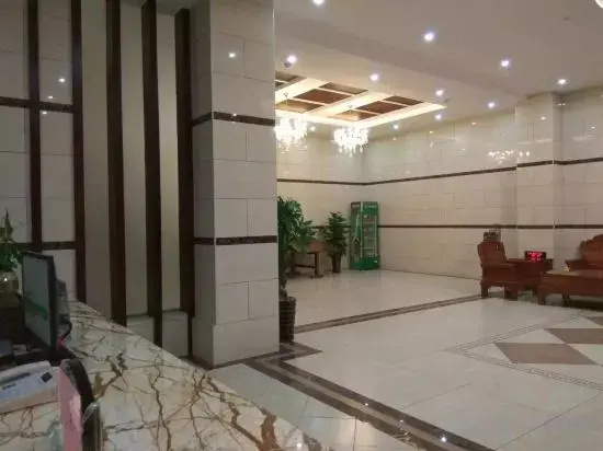Qiongzhong Senquan Hotel