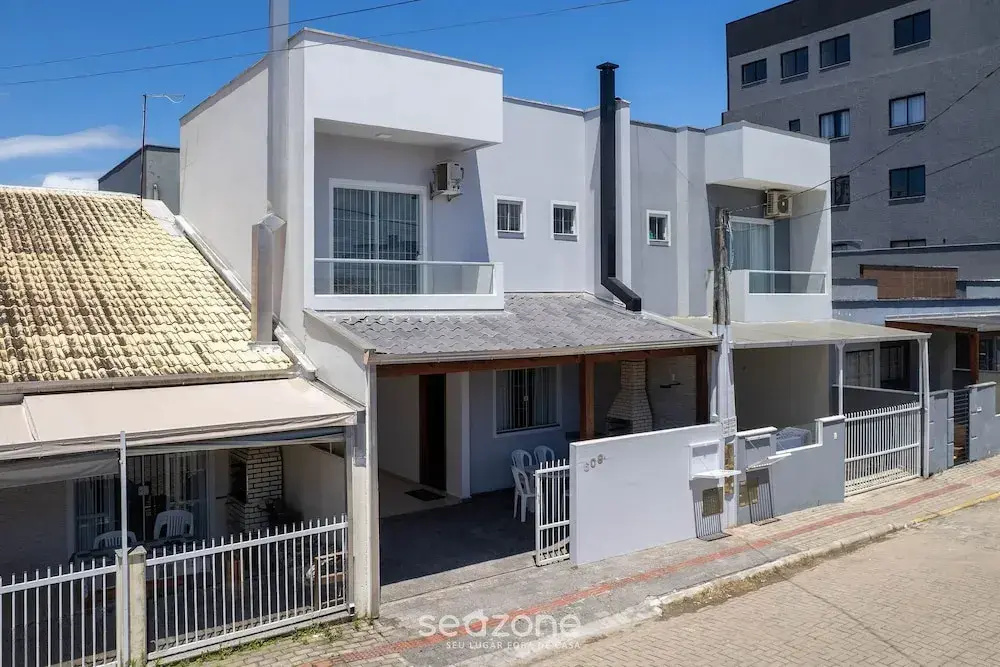 Casa 2Q c/ churrasq. 600m orla MCA0609