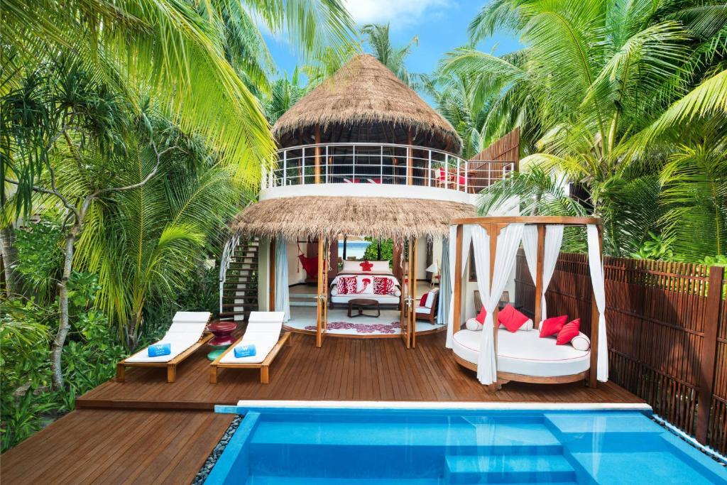 W Maldives