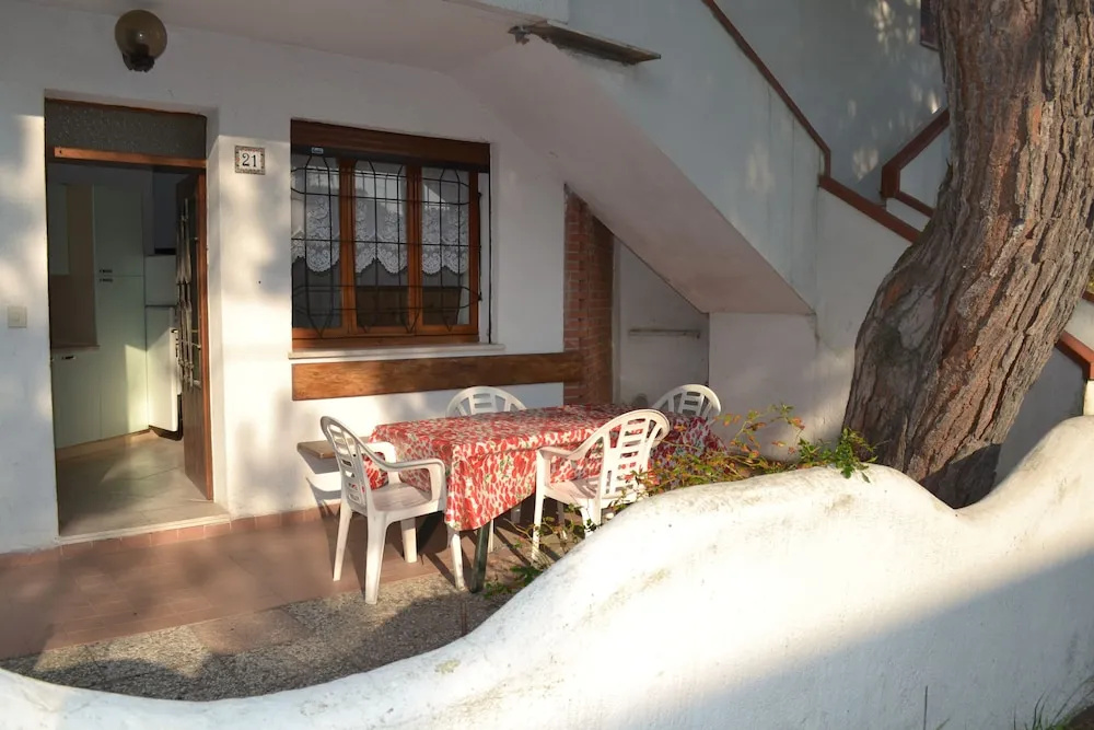 Quiet Little Villa by the Seaside in Rosolina Mare