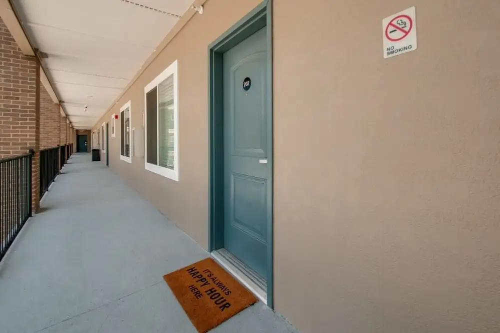 NEW 4 Bedroom Apt Near DT Walk to Restaurants