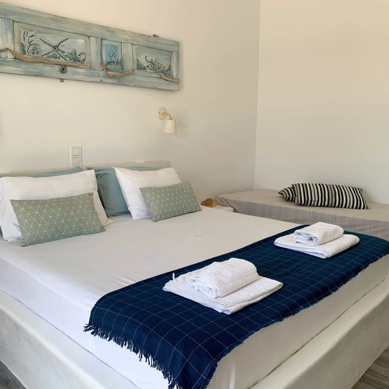 Deluxe Triple room with sea view