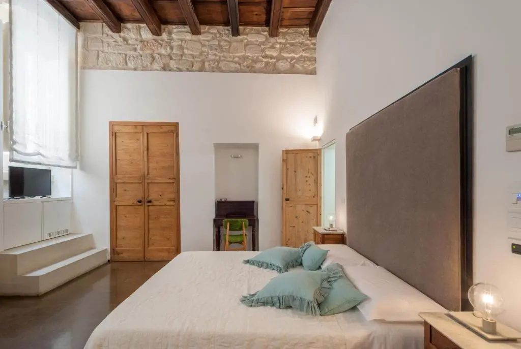 Vico dei Bolognesi per Palazzo Personè - Chambres