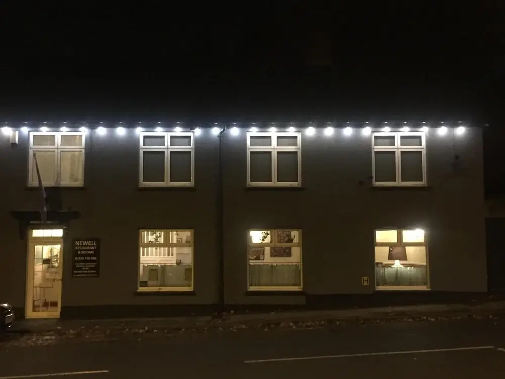 Newell Restaurant and Rooms