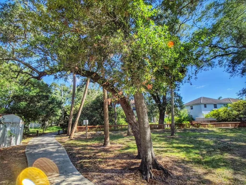 The Place — фото 2