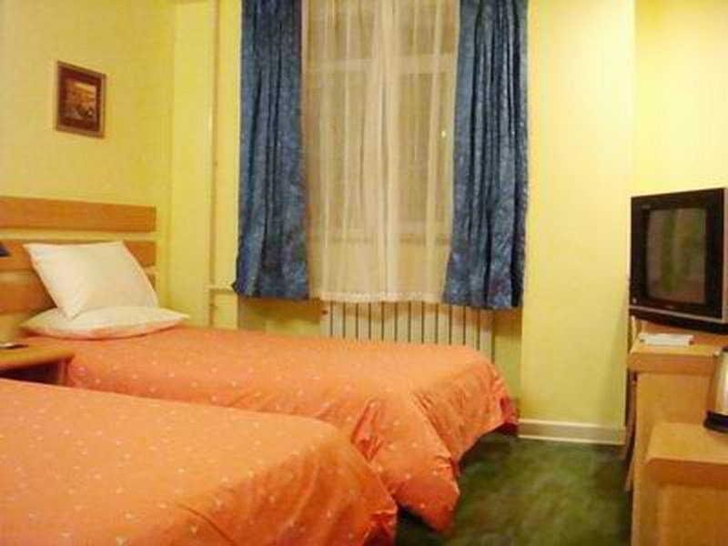 Homeinn Hotel (Shenyang Provincial People's Hospital Wuai Market)