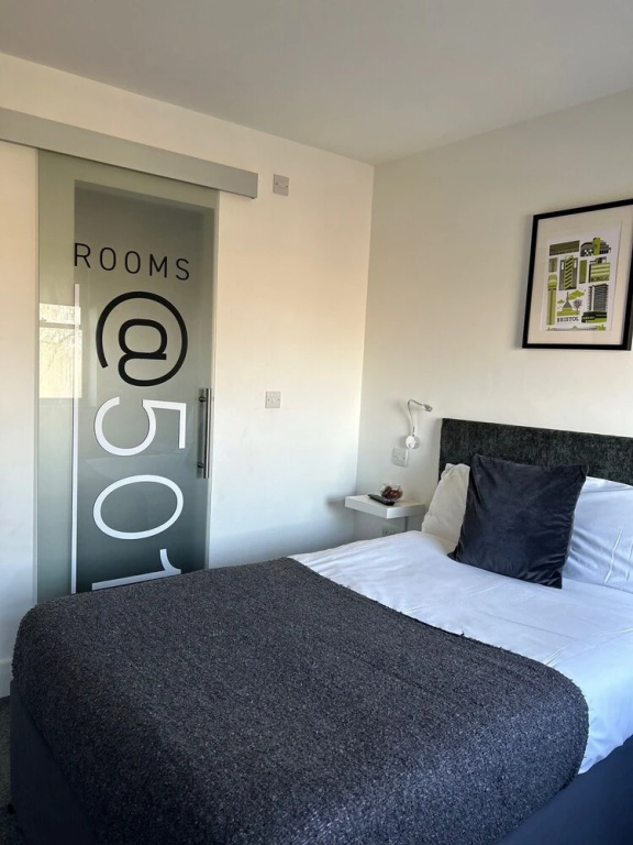 Economy Double room (full double bed)
