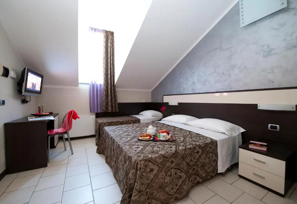 Double room (twin beds)