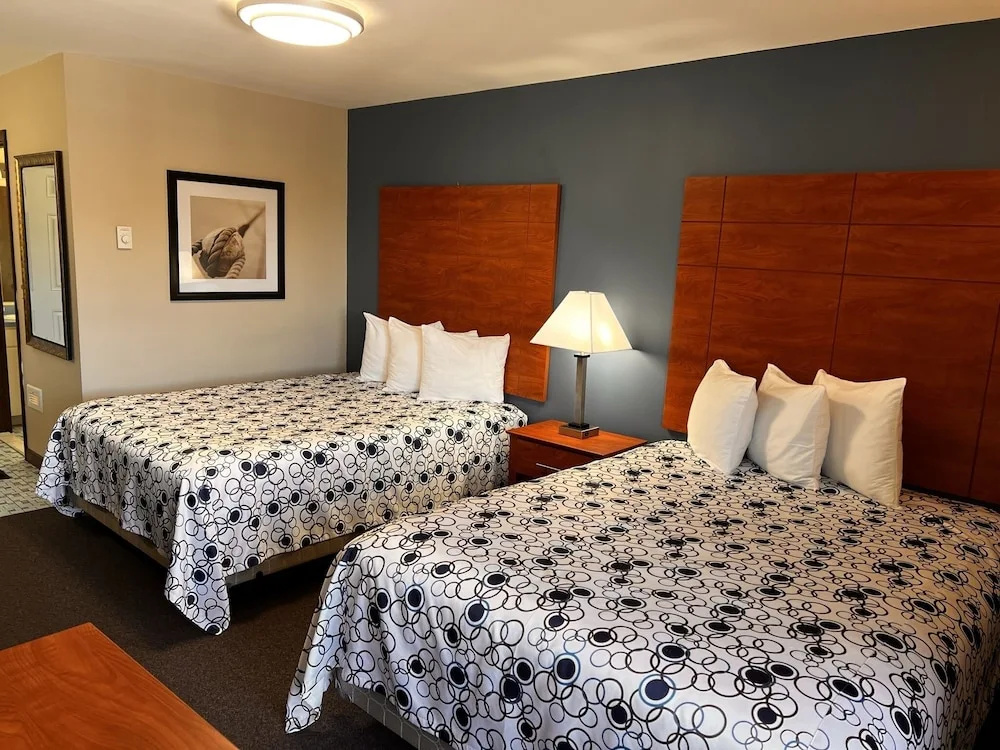 Economy Quadruple room with balcony