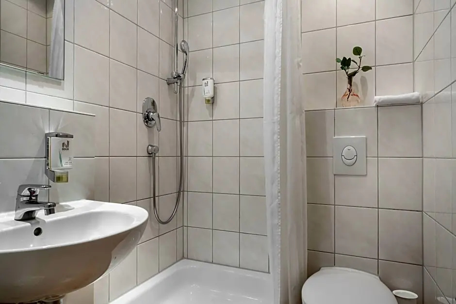 Novum Hotel Eleazar City Center - Chambres