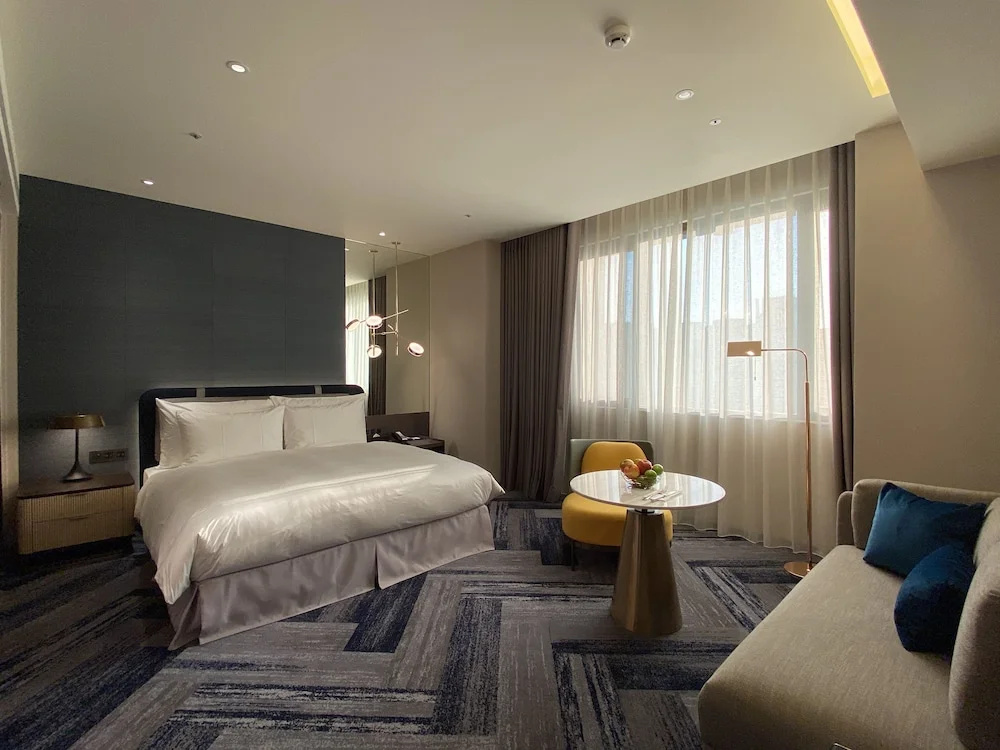 Monarch Plaza Hotel - Chambres
