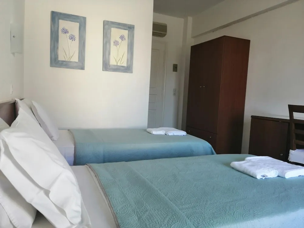 1 Bedroom Superior Double room with sea view (full double bed)