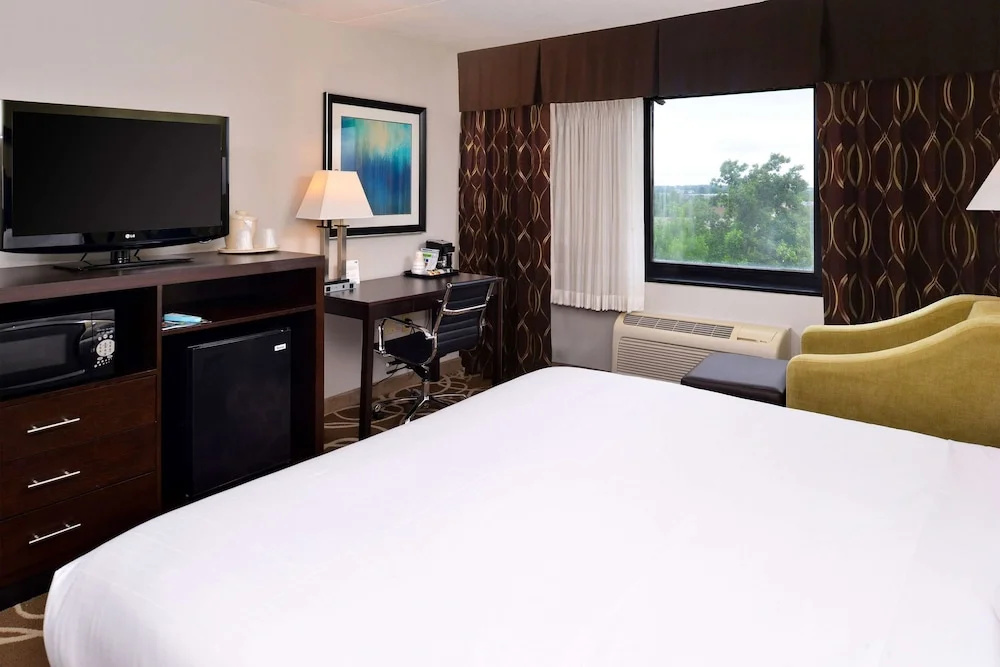Elimwood Hotel, a Ramada by Wyndham - Chambres