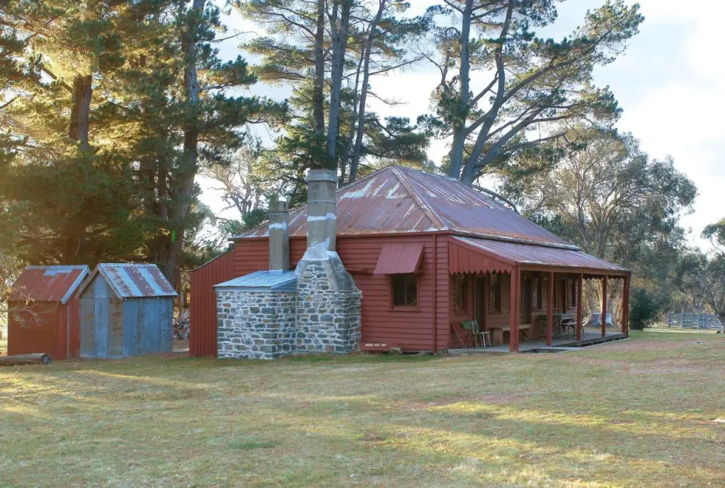 Currango Cottages