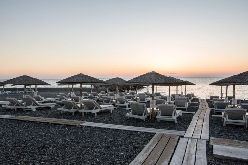 Beach & Waterfront