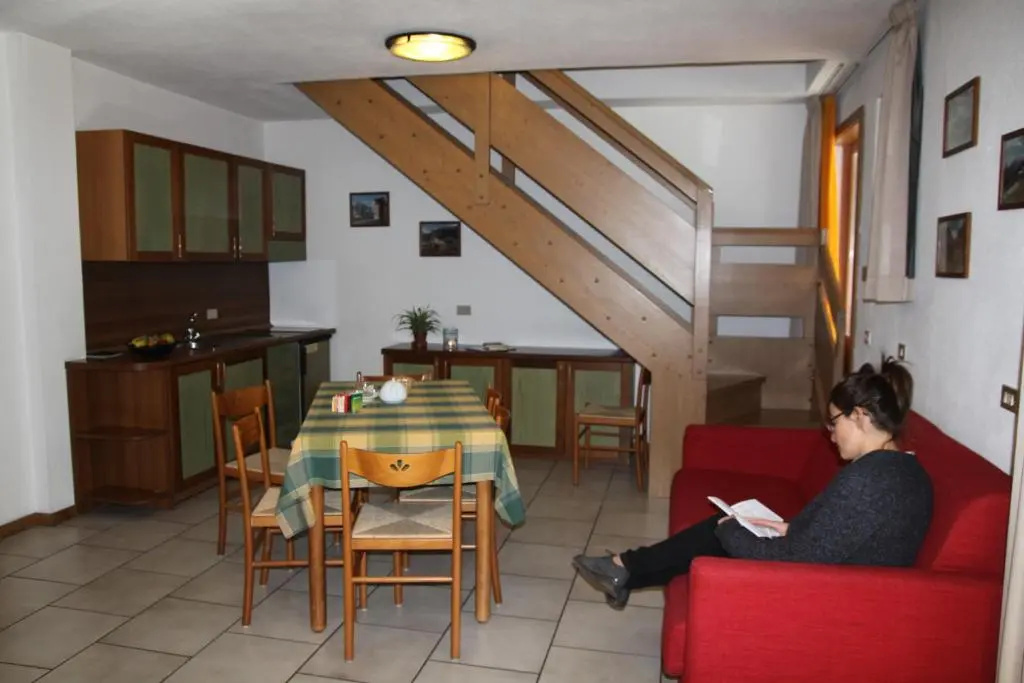 2 Bedrooms Apartment