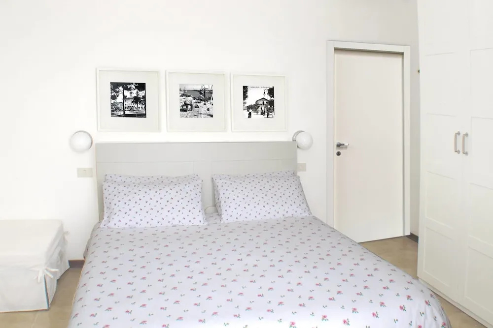 Standard Double room with partial sea view full double bed
