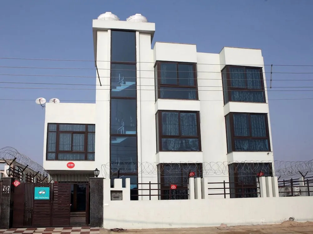 OYO Rooms Cyber Park II