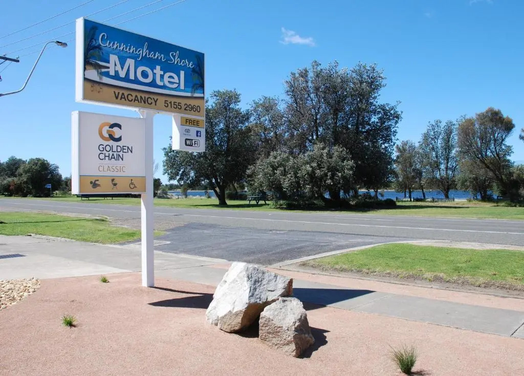 Cunningham Shore Motel - фото 7