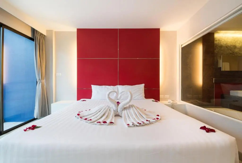 Deluxe Double room (full double bed)