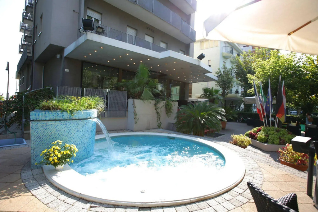 Hotel photo 16