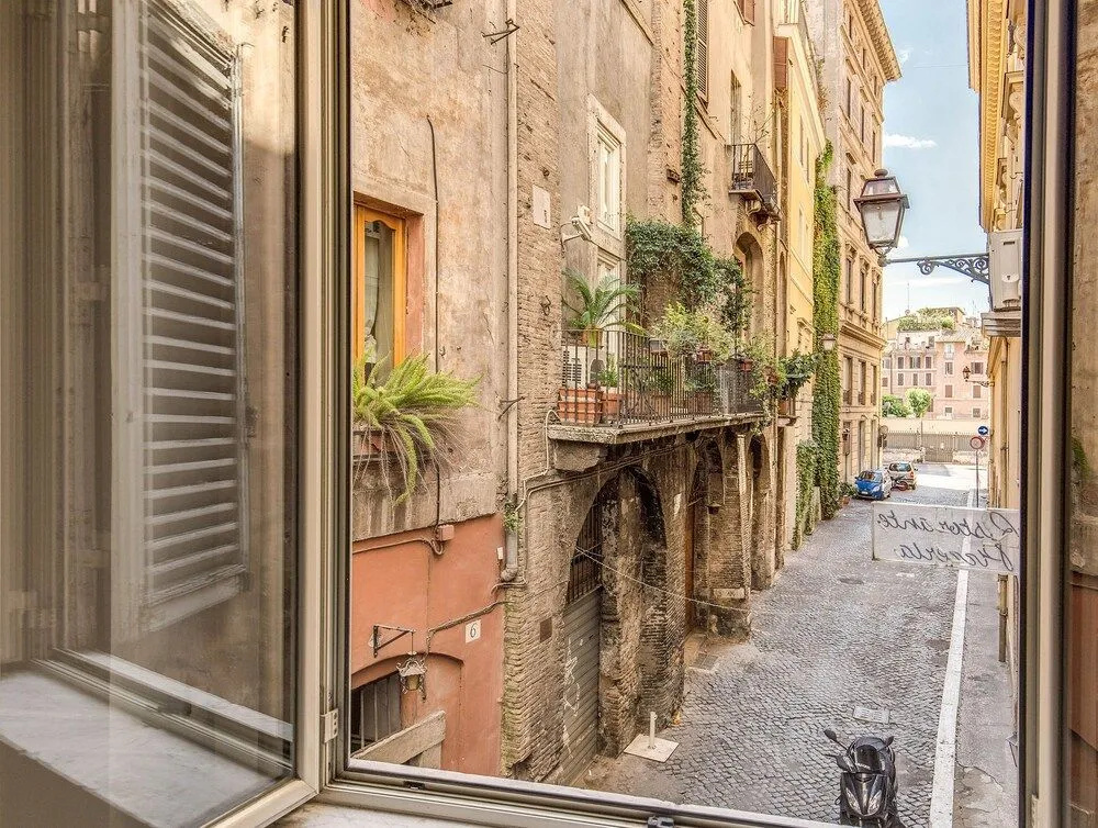 HI Navona apartment