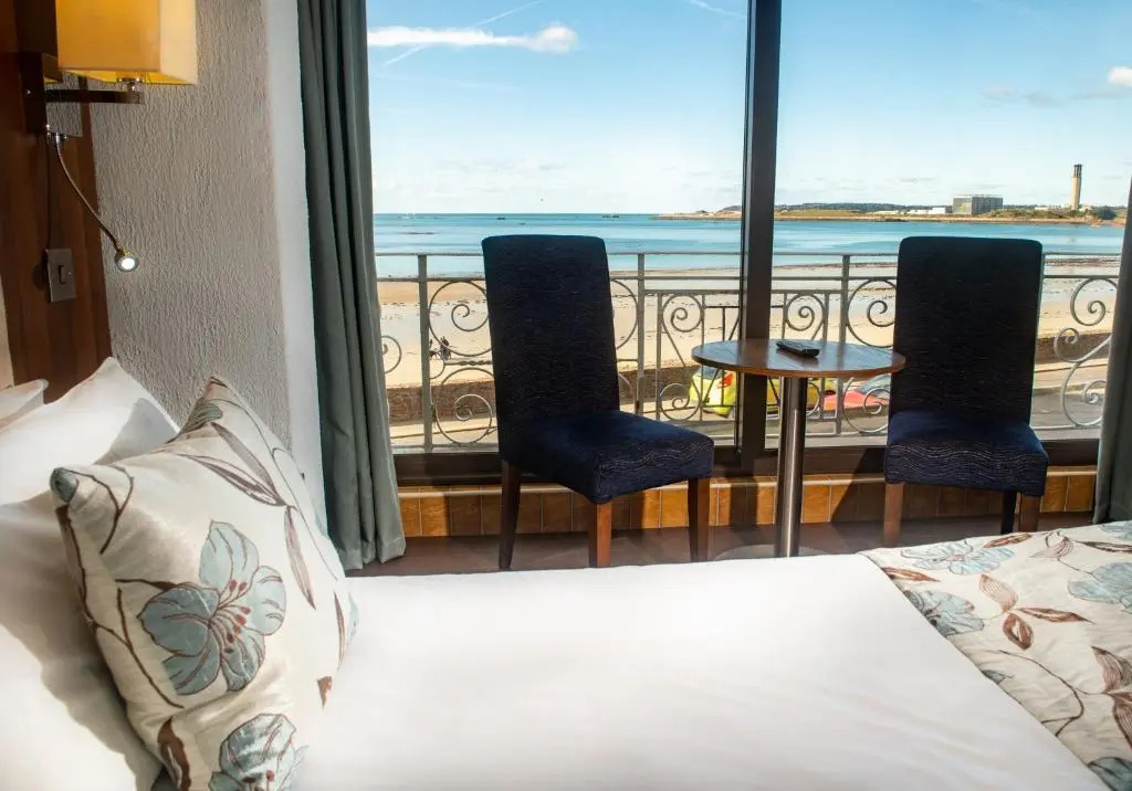 Hotel Ambassadeur - Chambres