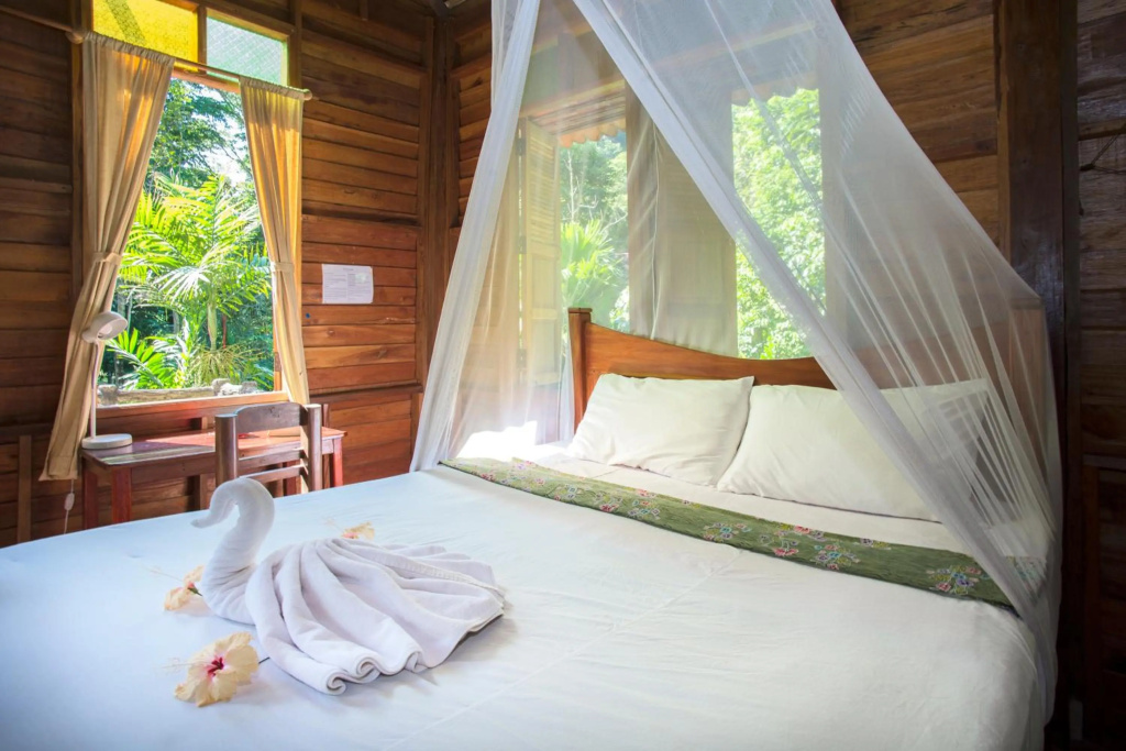 Art's Riverview Lodge — 2
