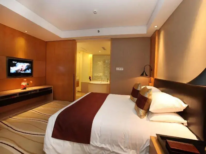 New Century Pujiang Hotel - Général