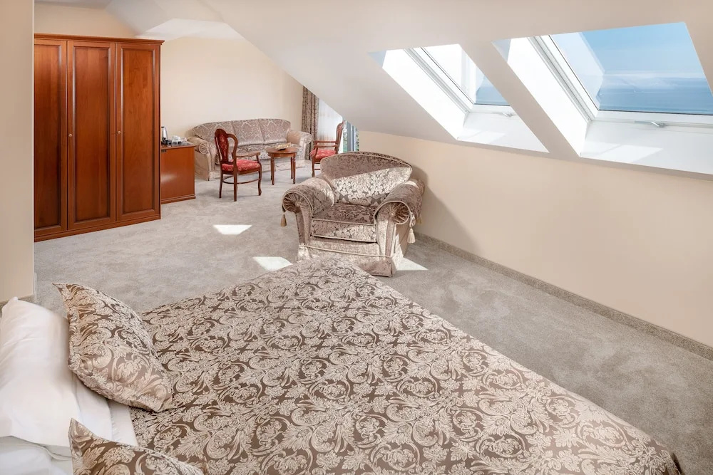 Junior Suite with balcony and with sea view
