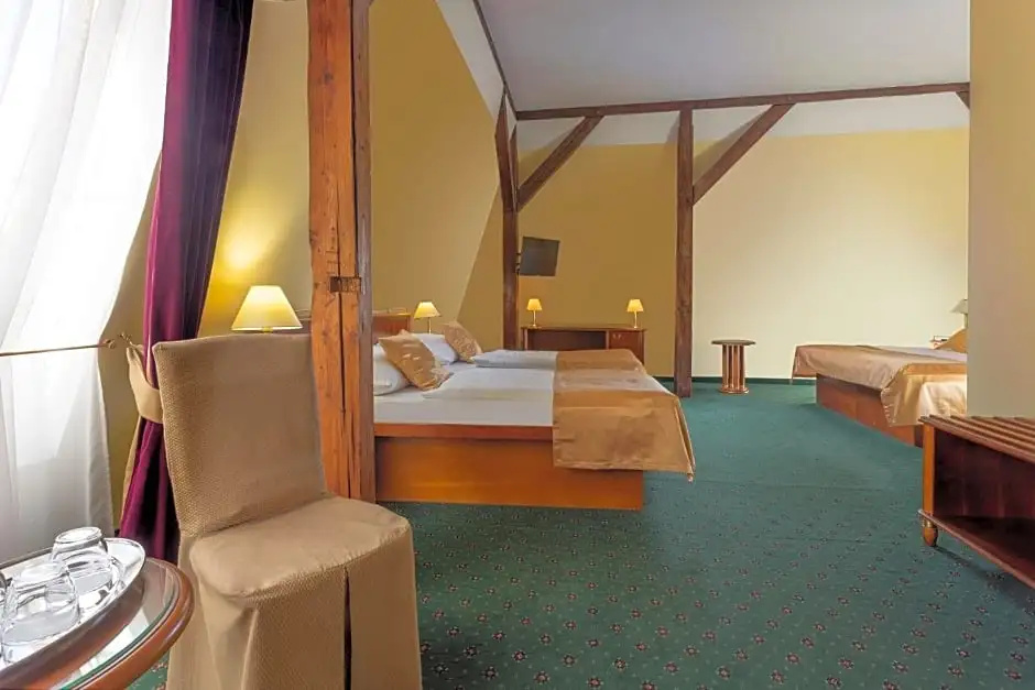 Standard Quadruple room