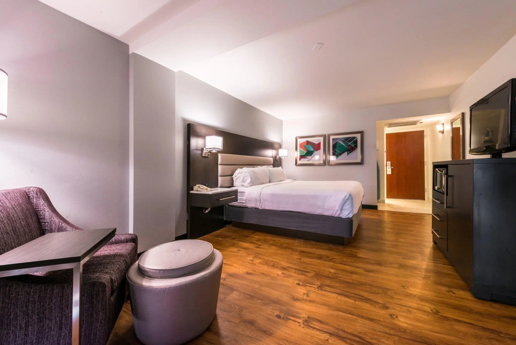 Holiday Inn Hotel & Suites Beaumont Plaza (I-10 & Walden) by IHG - Chambres