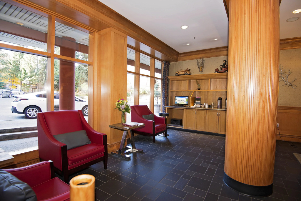 Whistler Village Inn And Suites - Général