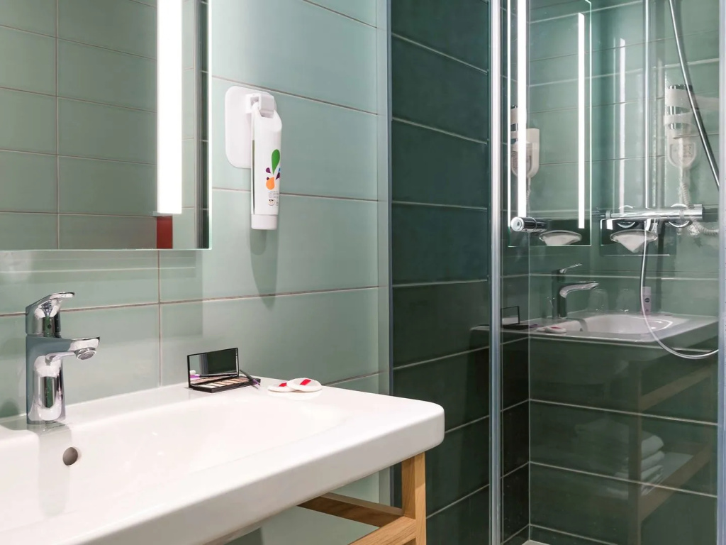ibis Styles Paris Gare Saint Lazare — фото