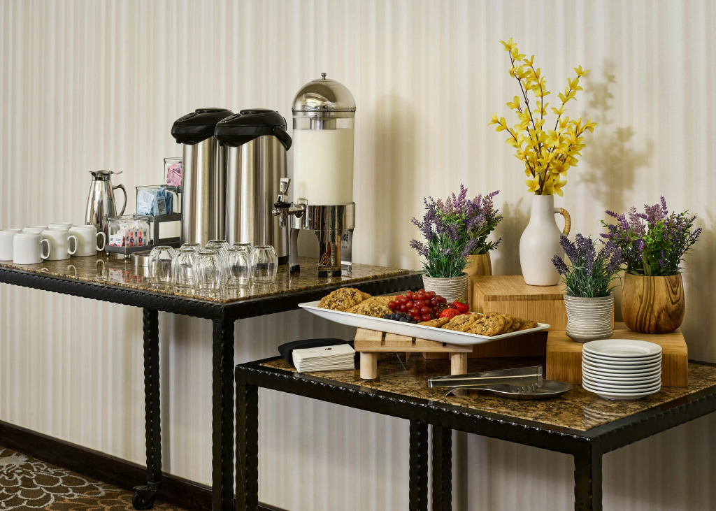 DoubleTree by Hilton Ontario Airport - Général