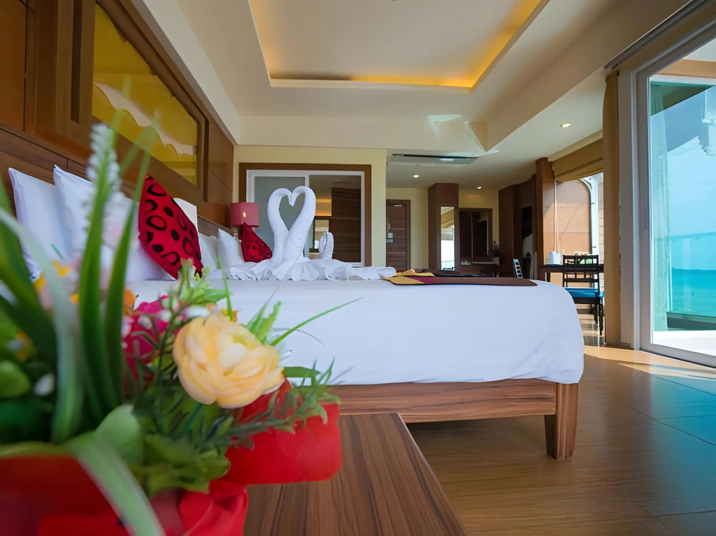 Saisawan Beach Resort — 4
