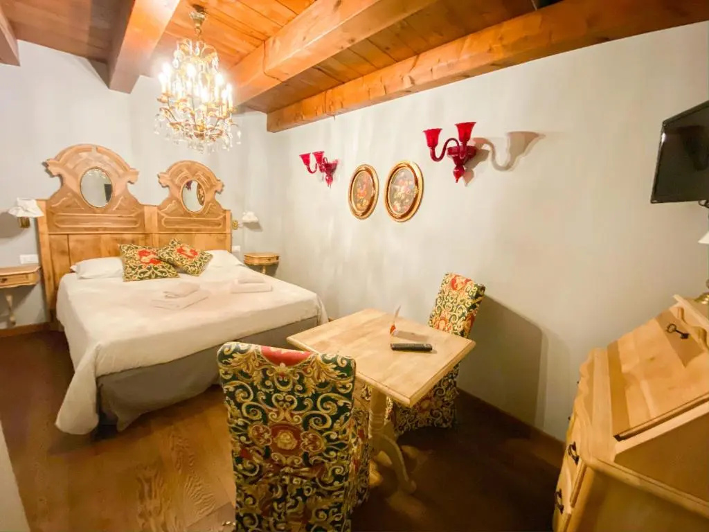 Rosso Charm - Chambres