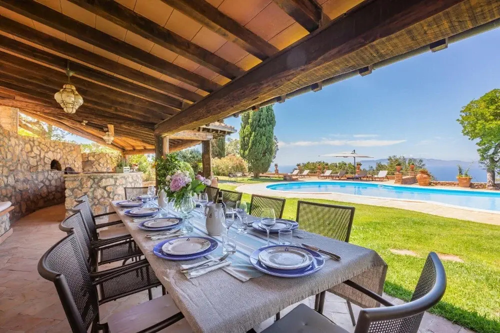 Villa Acciale With Heated Swimming Pool Sea View and Parking