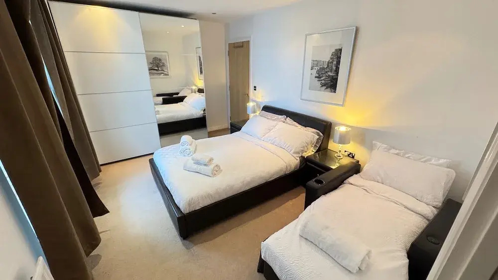 2-bed Apt, Sleeps 7, 5 Mins to Camden Market — фото