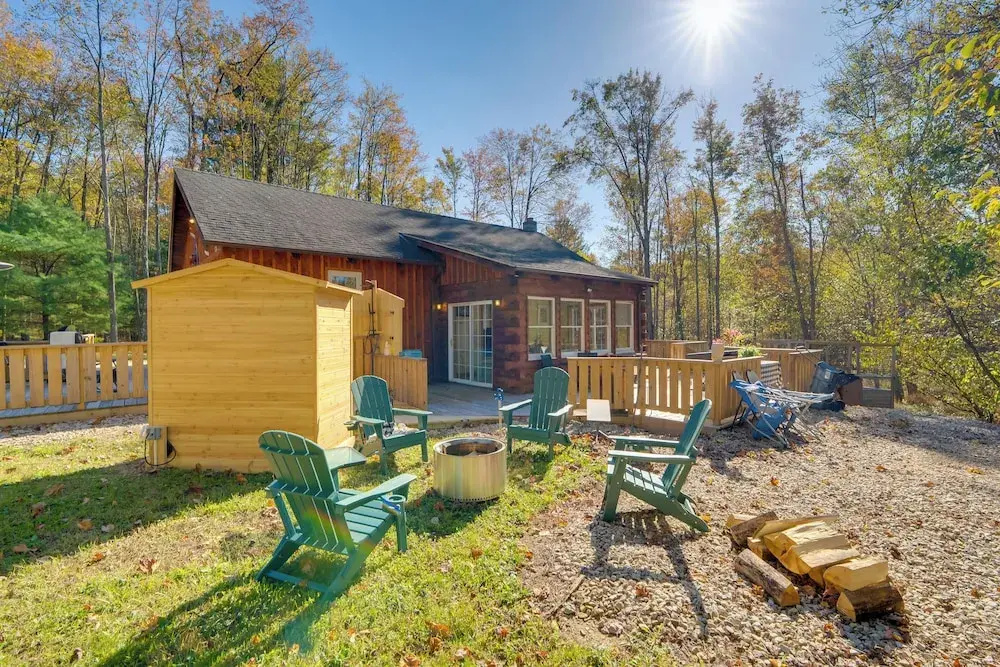 7 Mi to Bilger's Rocks: Secluded 7-acre Retreat