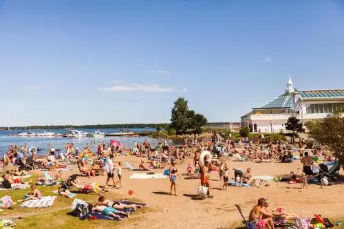 Beach & Waterfront