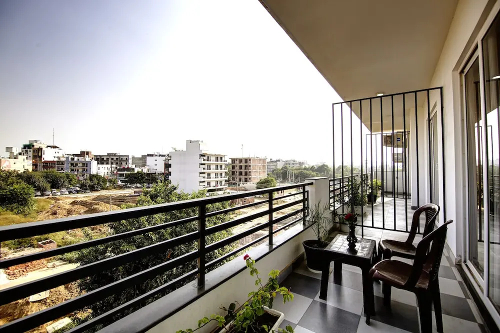 Balcony & Terrace