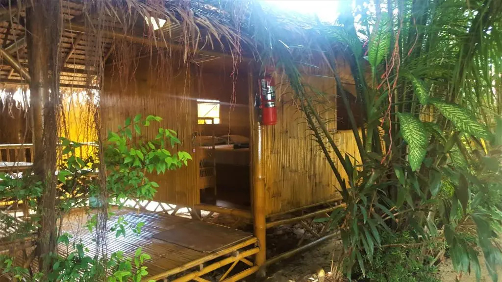 Bungalow with garden view