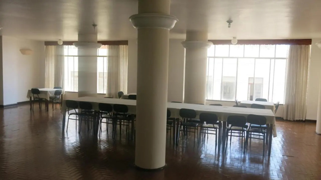 Lobby & Reception