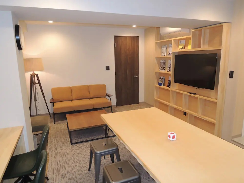 Lobby & Reception