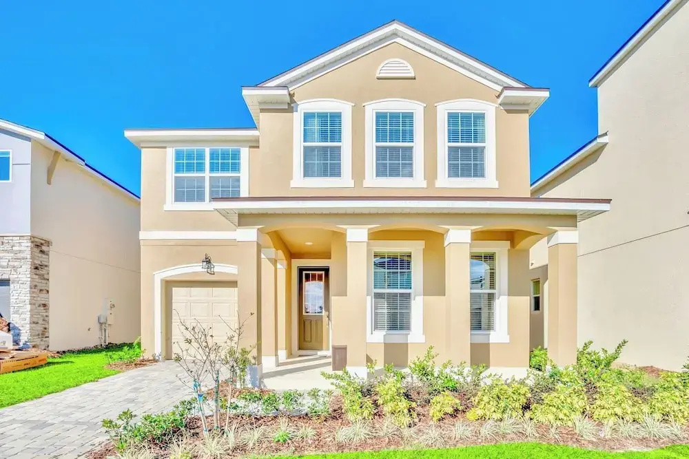 Spectacular 7BR Home w Pool & Arcade Near Disney
